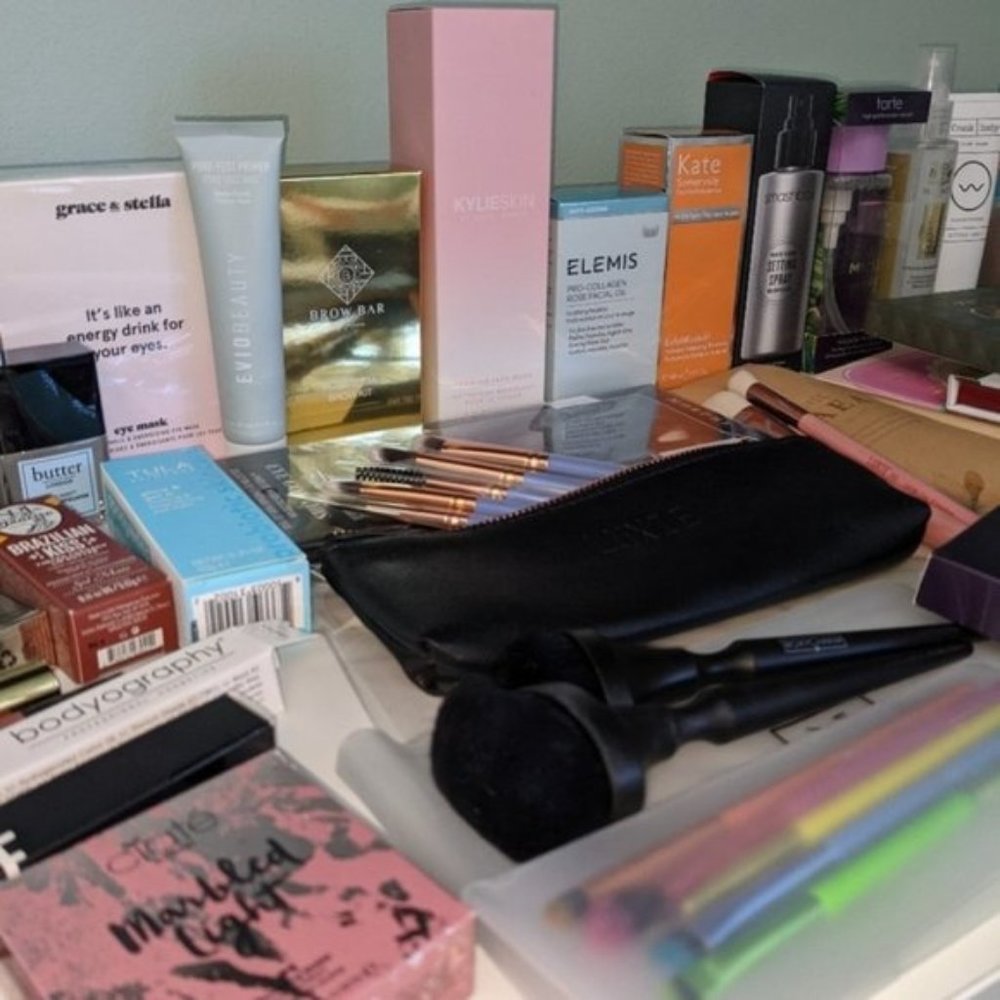 High End Cosmetic Make UP Skin & Hair Care Mixed Lot, Bundle Brand New With Tags